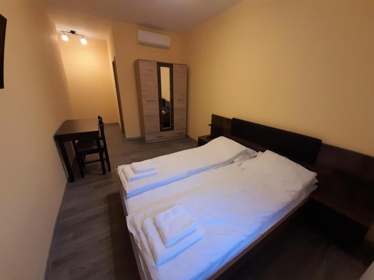 Bed and Breakfast Barsony Vendeglo Es Panzio Szecseny Экстерьер фото